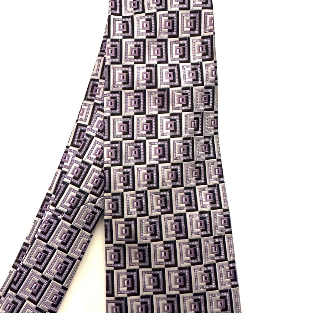 Martin Wang 100% Silk Menโs Tie Black Silver Purple Geometric Size O/S - Picture 6 of 6